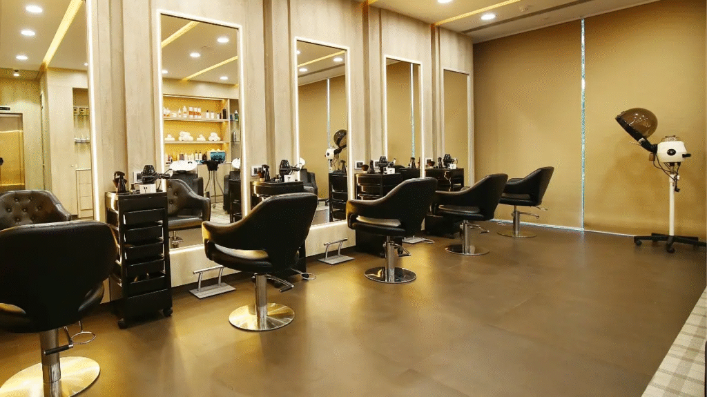 How to start a successful beauty parlour business in 2026